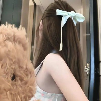 蓝色江流淌
